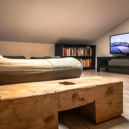 Kuninez, With Summer Kitchen * Most na Soči