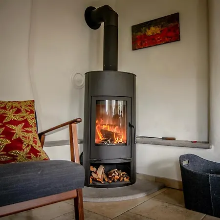 Kuninez, With Summer Kitchen Ferienhaus Most na Soči