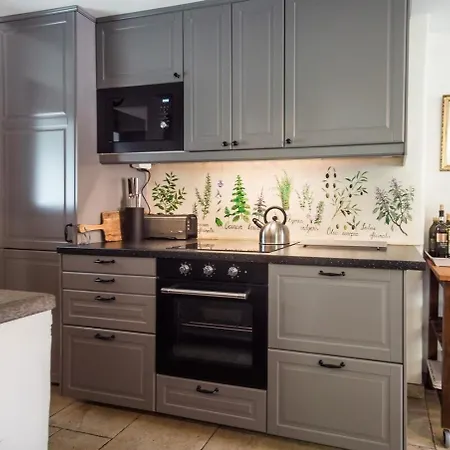 Ferienhaus Kuninez, With Summer Kitchen