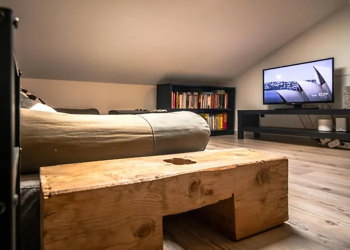 Kuninez, With Summer Kitchen * Most na Soči