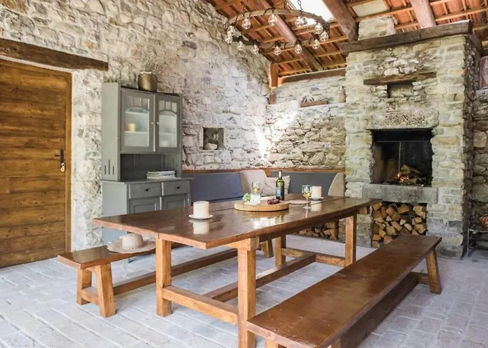 בית נופש Kuninez, With Summer Kitchen *